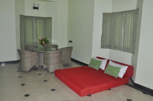 Golden Nest Hotel Yercaud Exterior photo