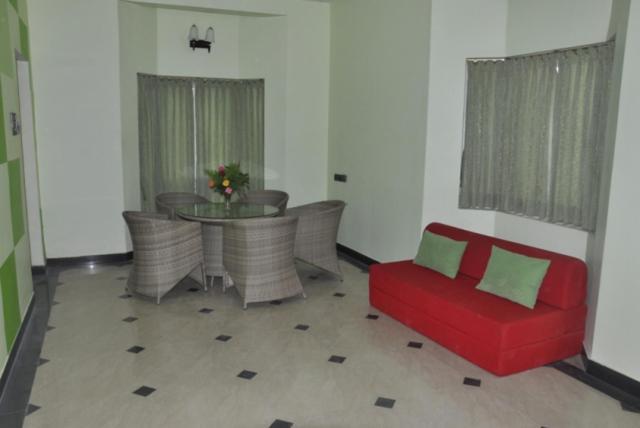 Golden Nest Hotel Yercaud Exterior photo