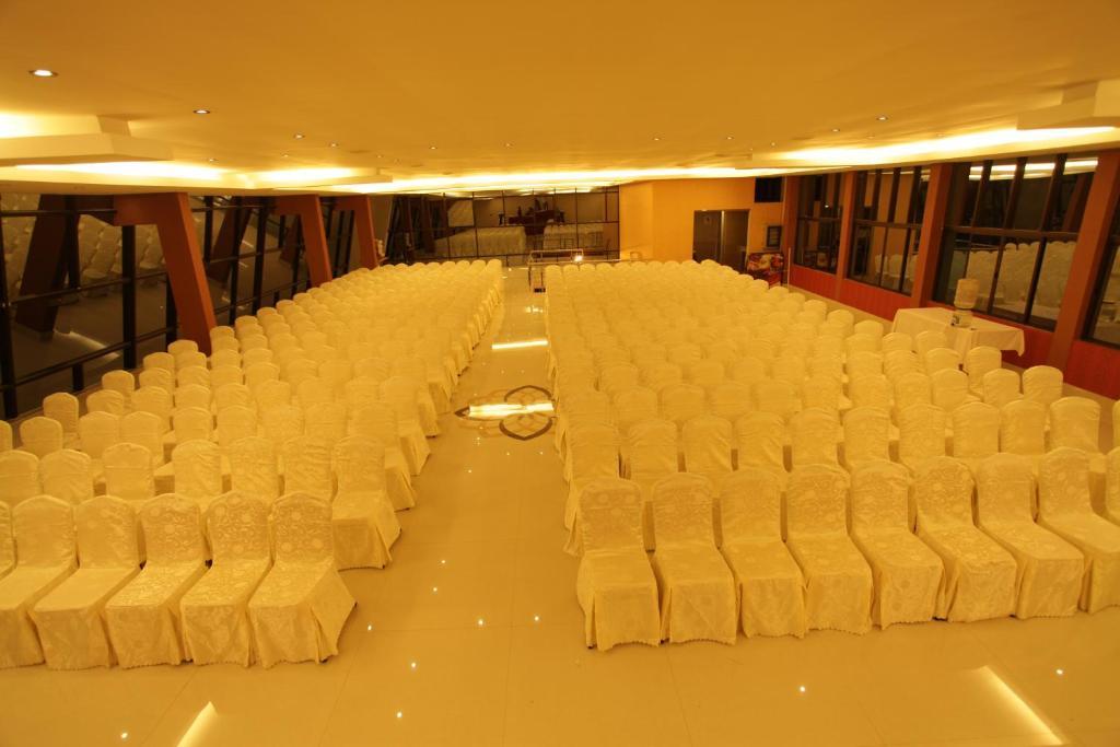 Golden Nest Hotel Yercaud Exterior photo
