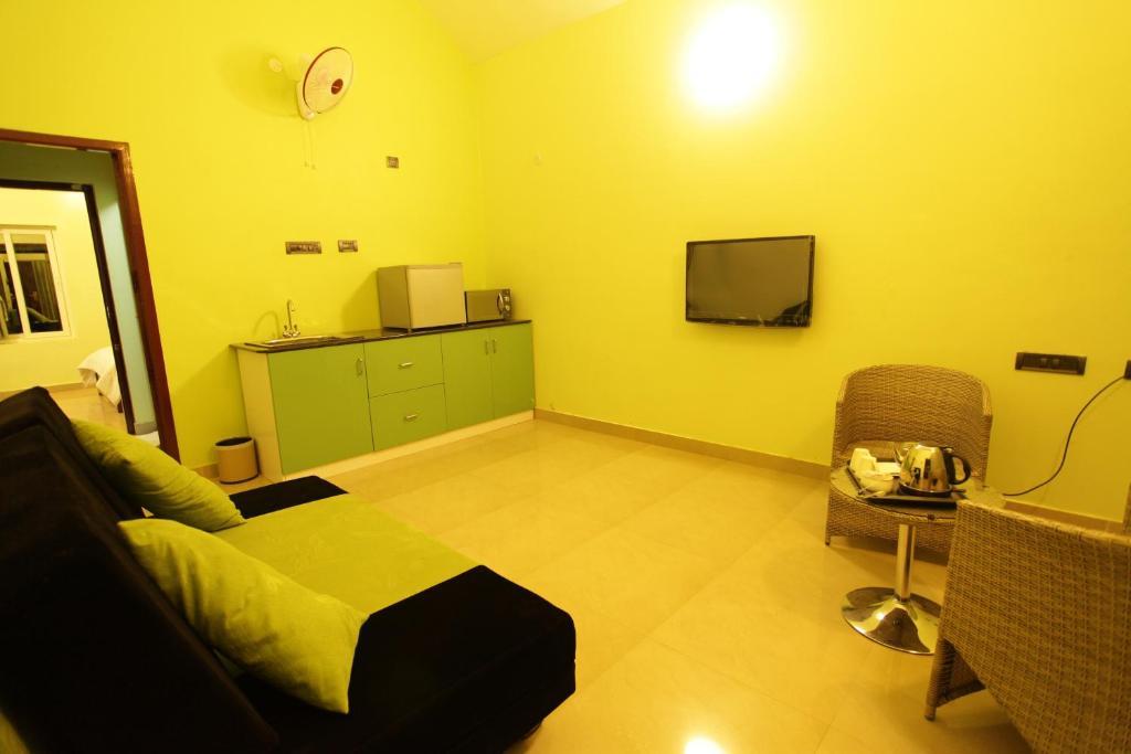 Golden Nest Hotel Yercaud Room photo